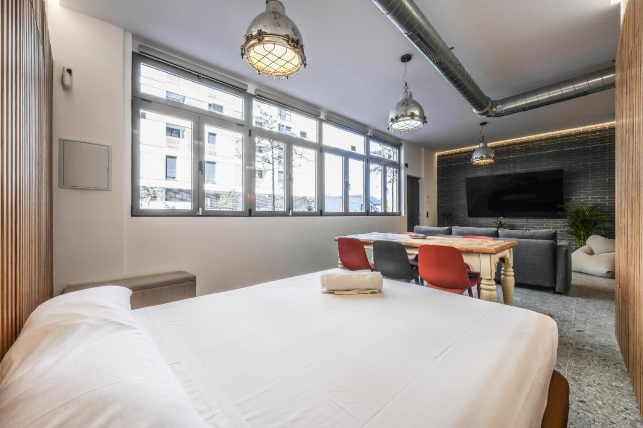 Loft Reformado Industrial Appartement Madrid Buitenkant foto