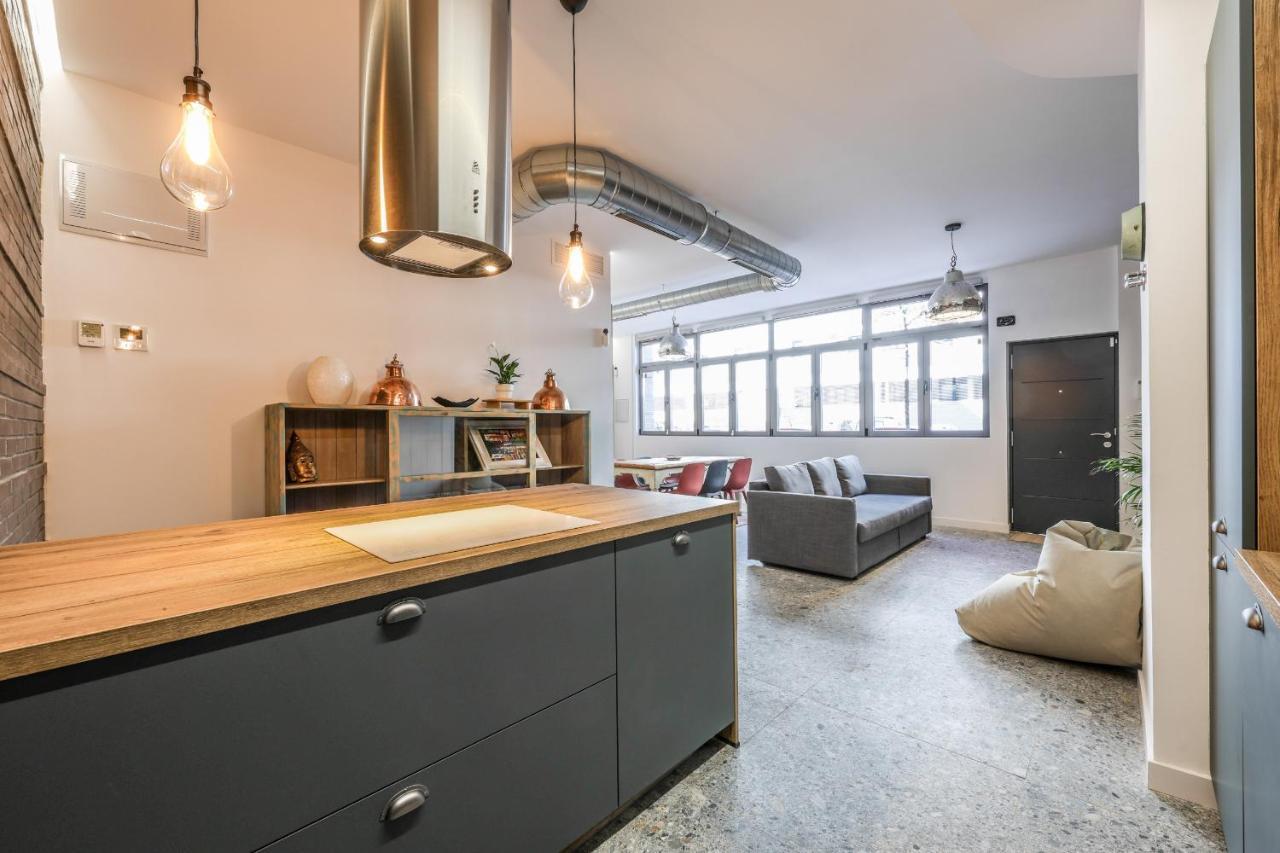 Loft Reformado Industrial Appartement Madrid Buitenkant foto