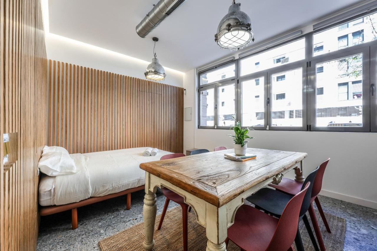 Loft Reformado Industrial Appartement Madrid Buitenkant foto