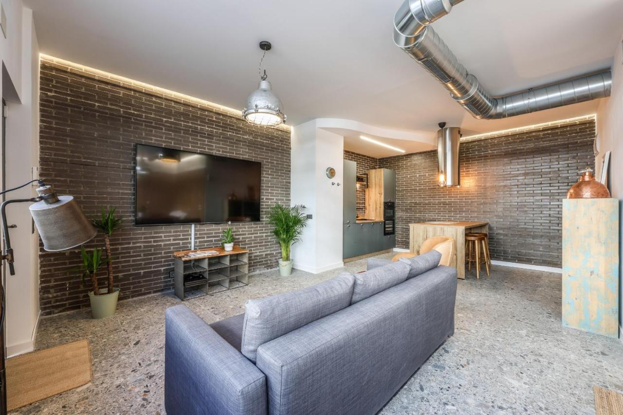 Loft Reformado Industrial Appartement Madrid Buitenkant foto